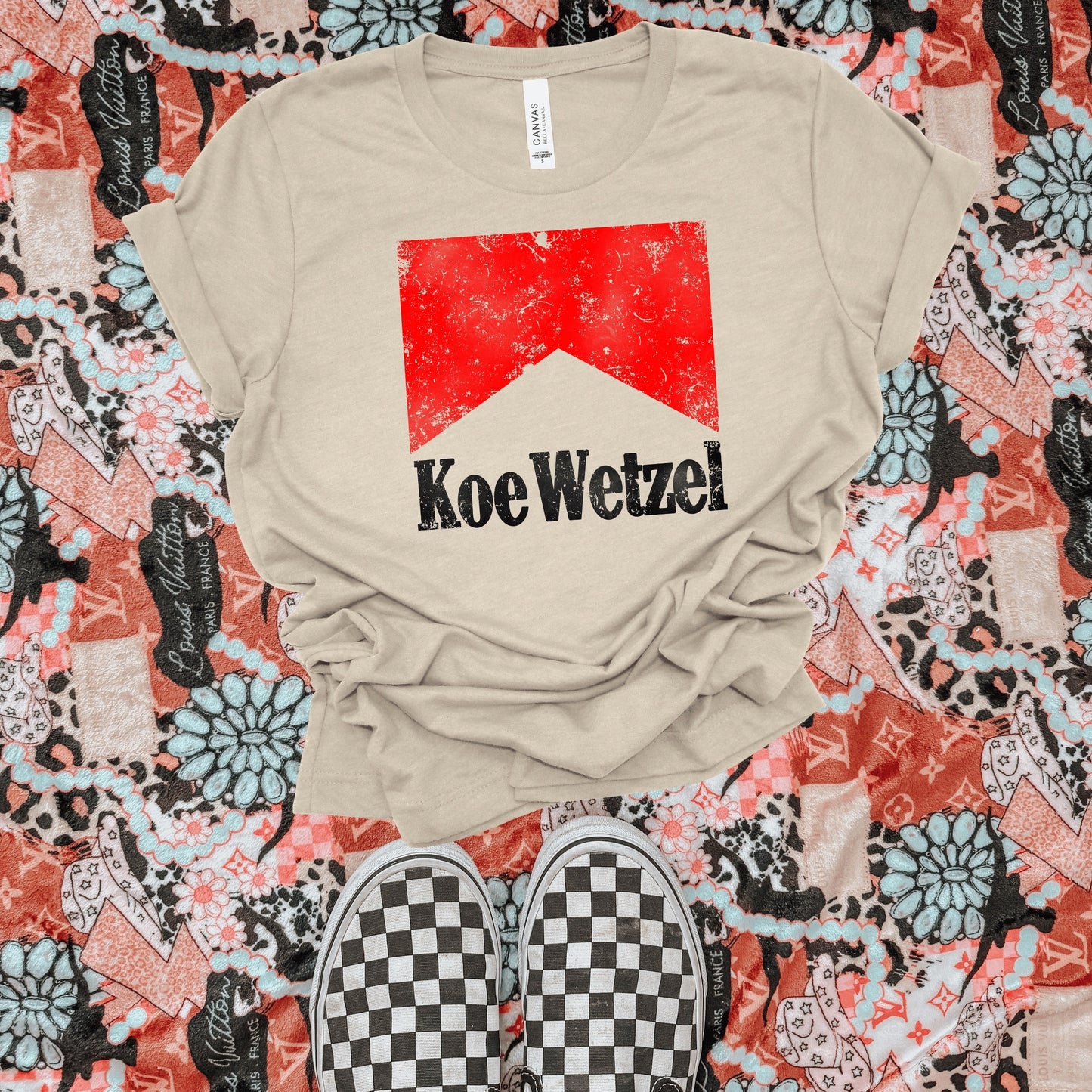 Koe Wetzel sand tee